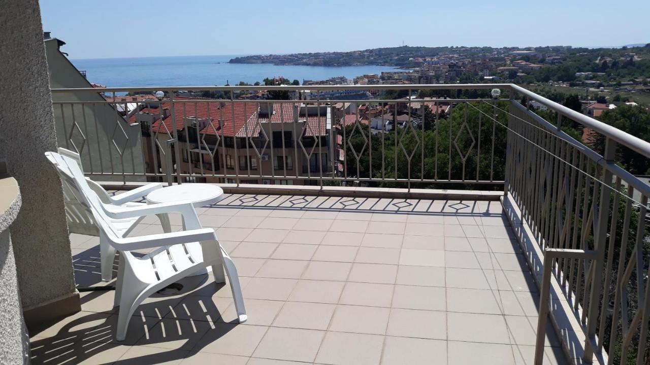 Къща За Гости Каракачанов Sozopol Exteriör bild