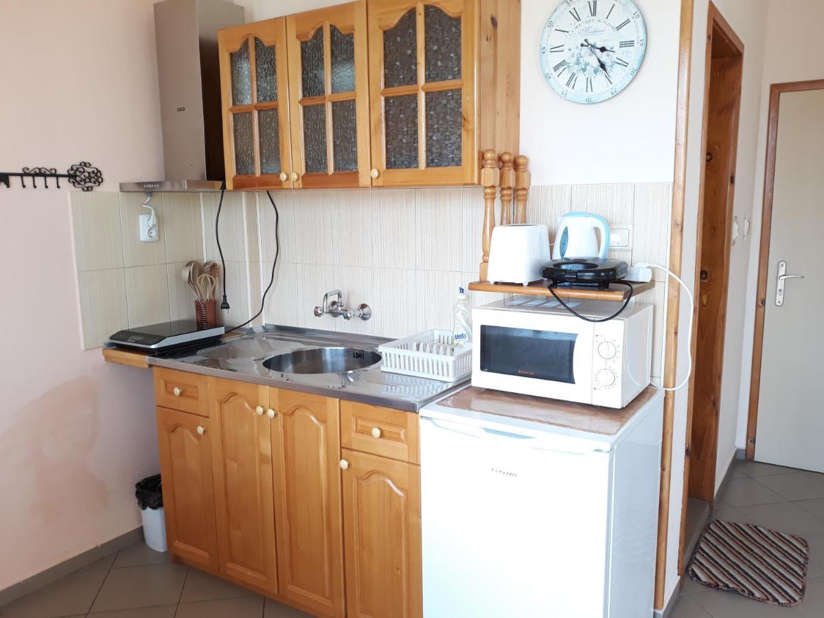 Къща За Гости Каракачанов Sozopol Exteriör bild